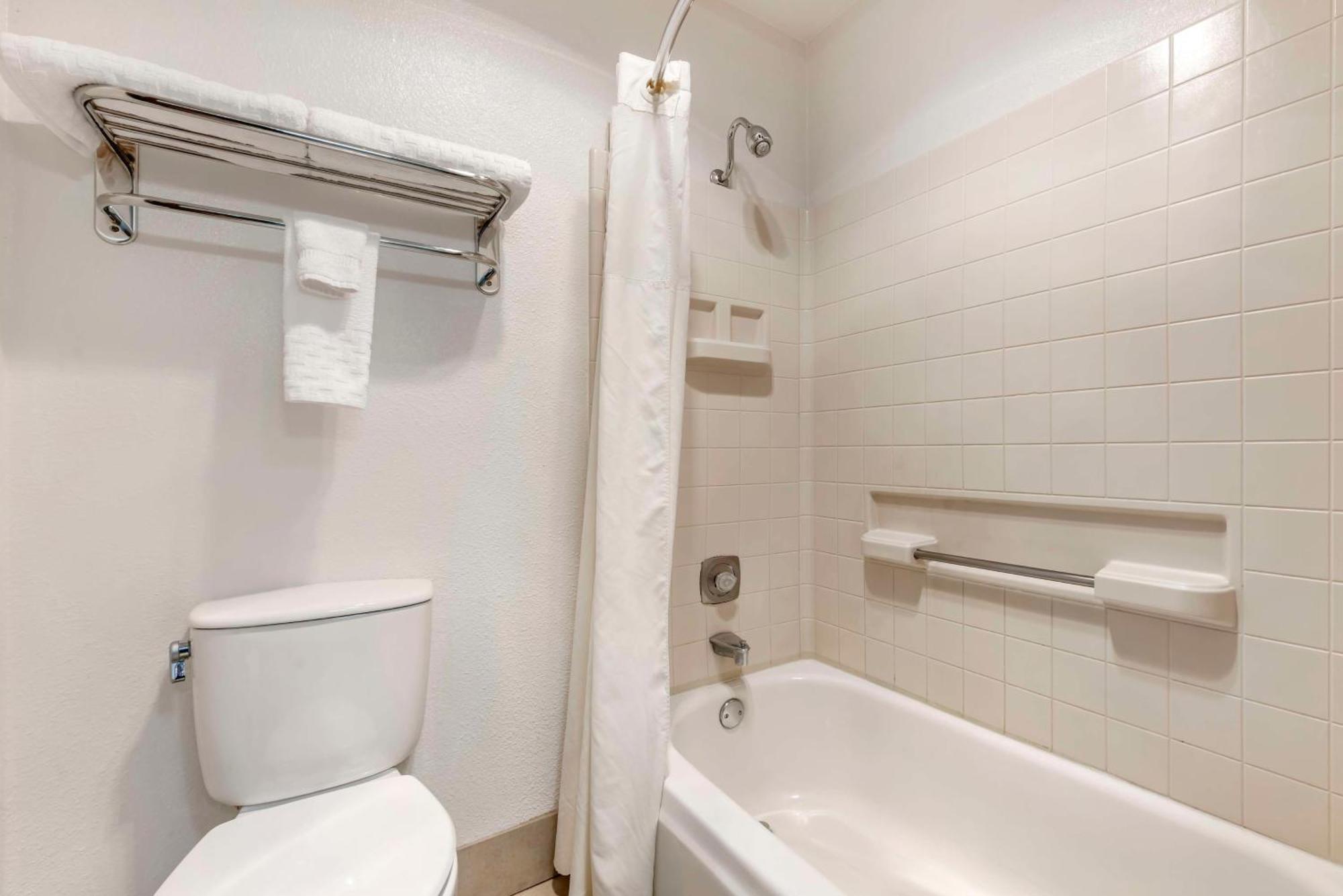 Best Western Aladdin Inn Келсо Экстерьер фото