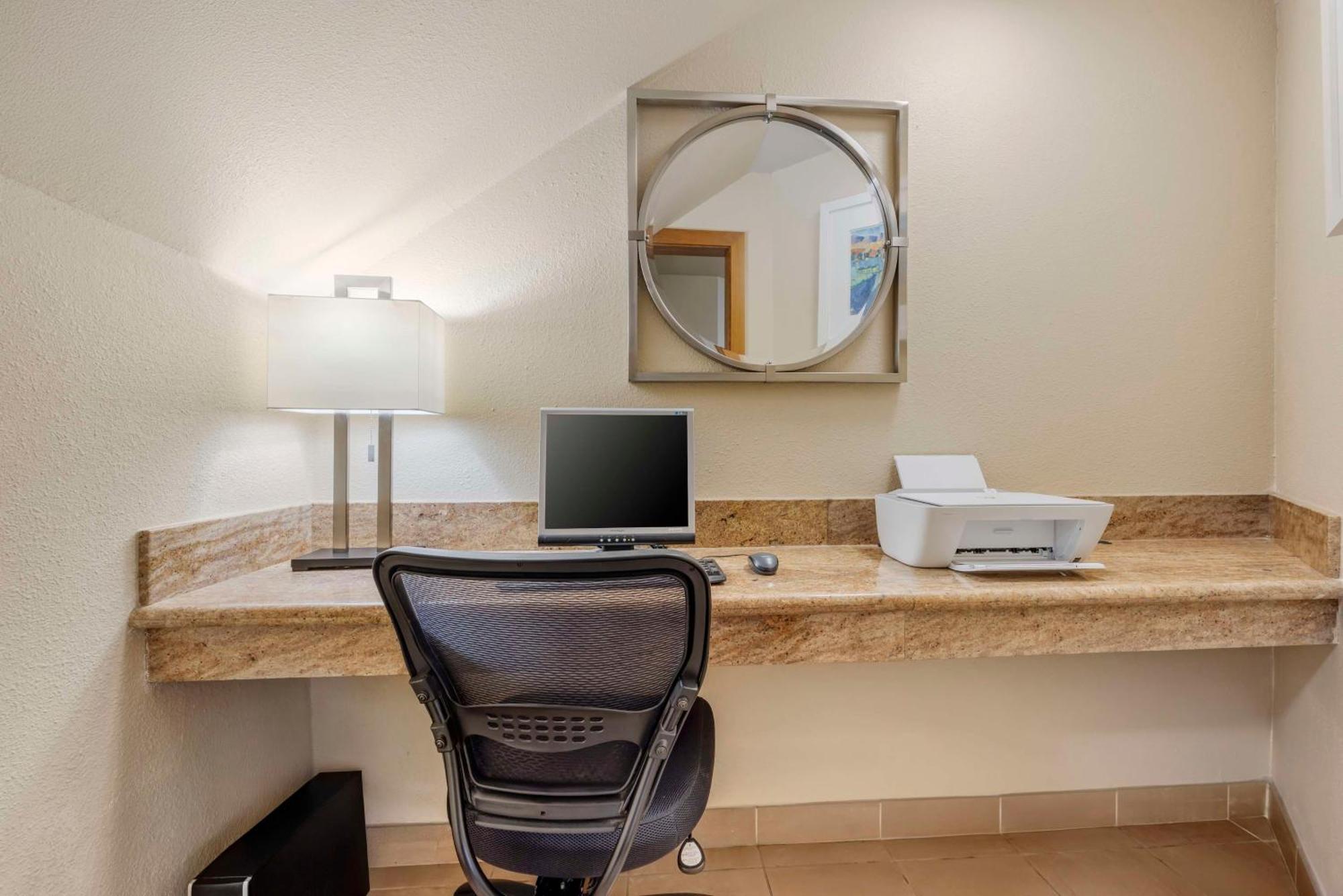 Best Western Aladdin Inn Келсо Экстерьер фото