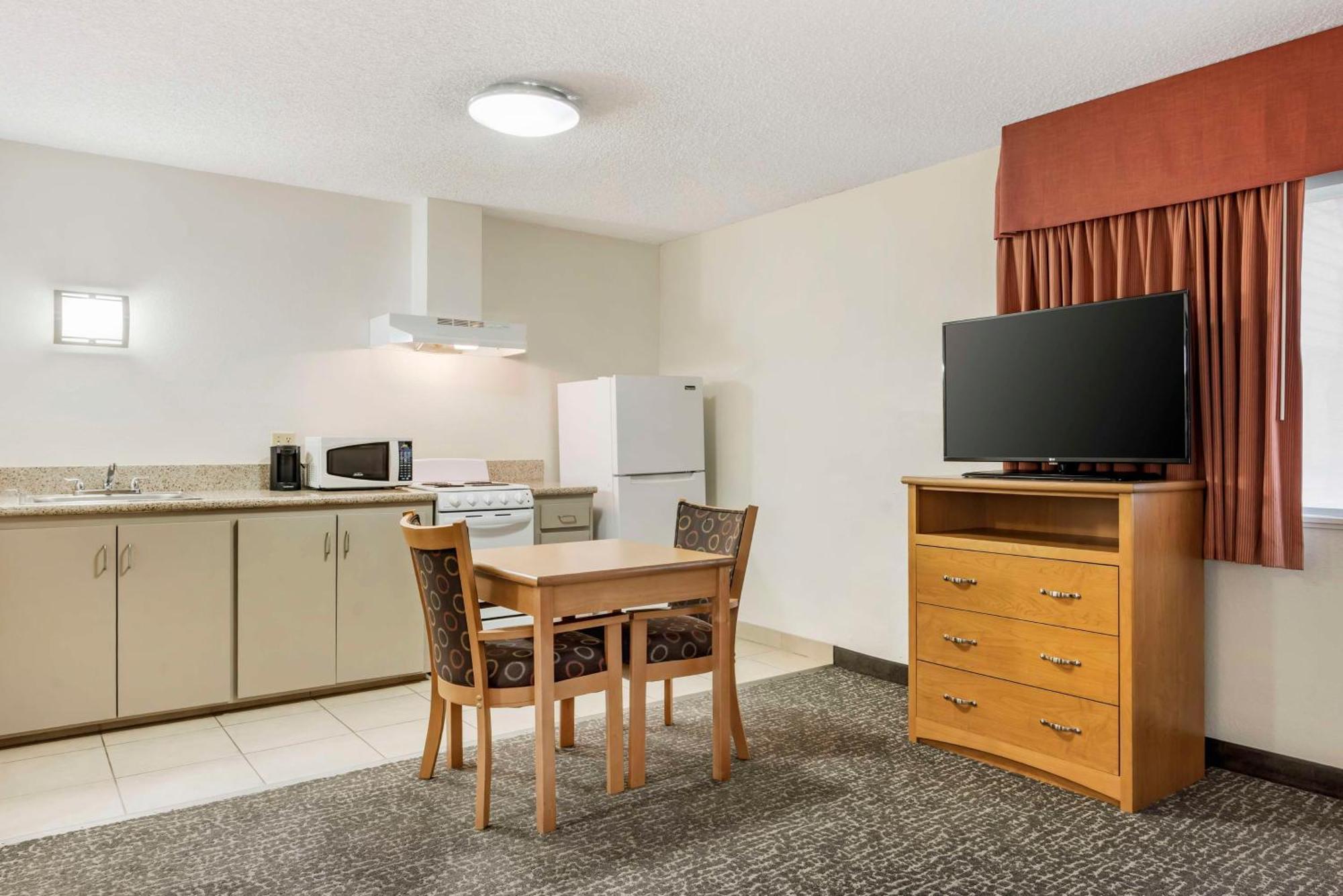 Best Western Aladdin Inn Келсо Экстерьер фото